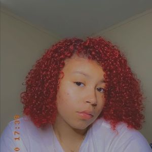 Meet your Posher, Nyzara